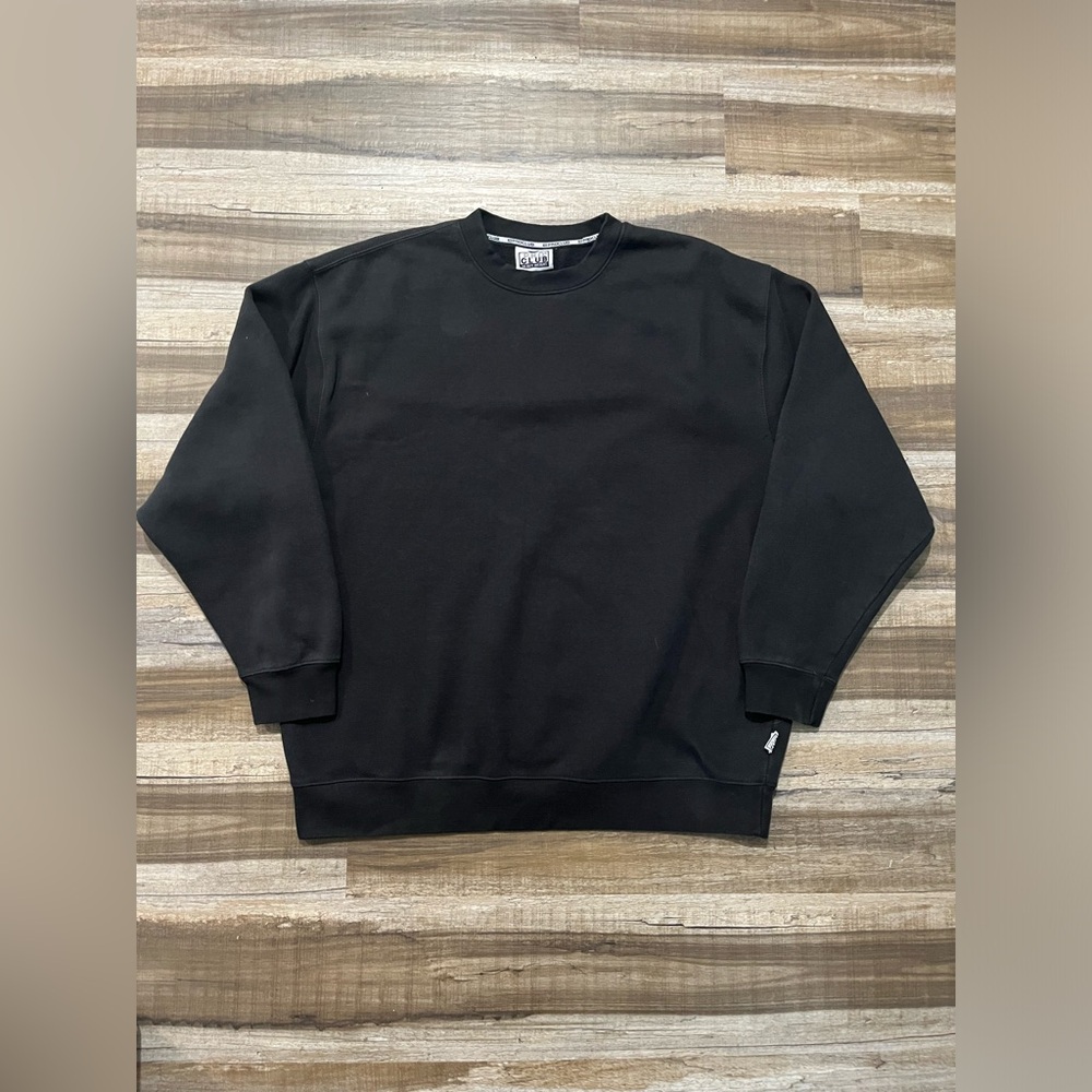 Black Pro Club crewneck sweatshirt